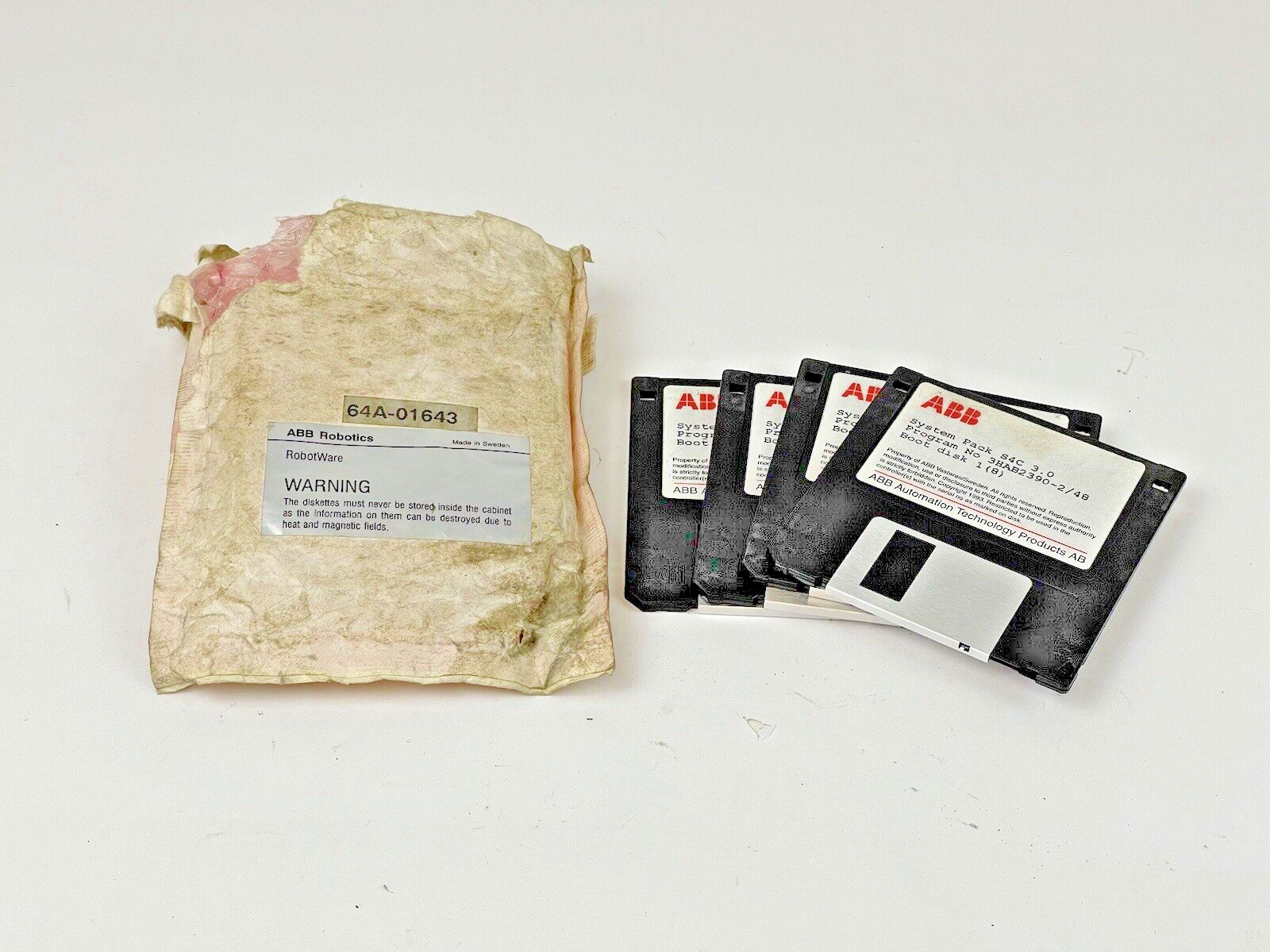 ABB ROBOTICS - 64A-01643 - RobotWare - 4 DISKS - SYSTEM PACK S4C 3.0 - SEE DESC.