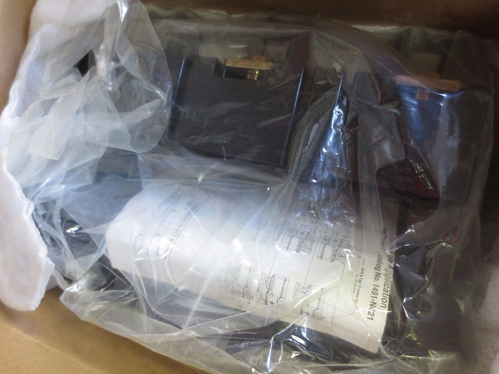 Thumbnail: ALLEN-BRADLEY 1491-N433 FUSE BLOCK - 101-200A, 250-600V, 3P - NEW SURPLUS