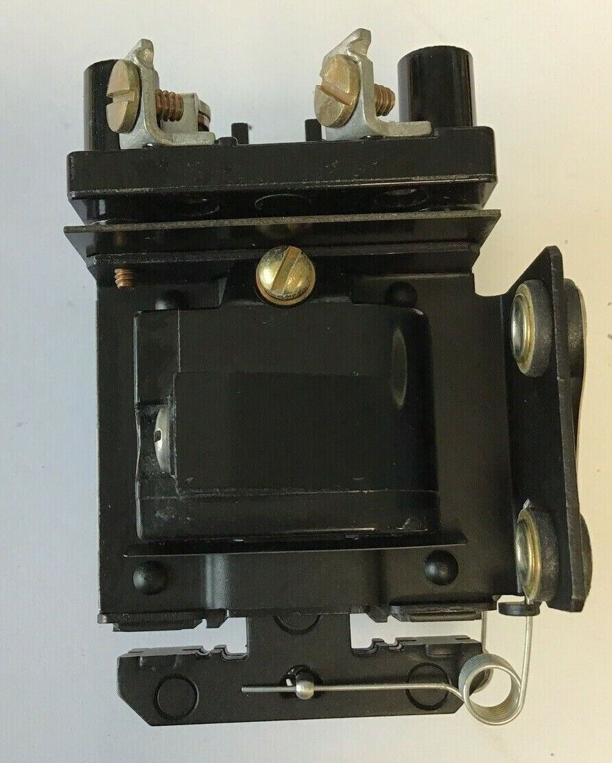 Thumbnail: ALLEN BRADLEY 700-C110A1 SER.B CONTROL RELAY