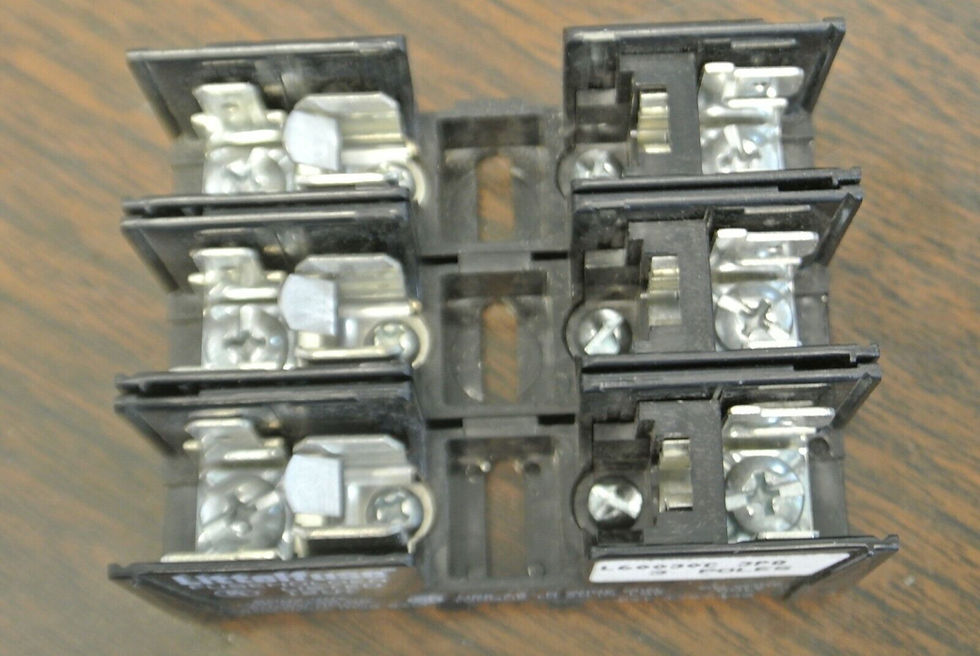 Thumbnail: LITTELFUSE L60030C 3PQ CLASS CC FUSE HOLDER / FUSE BLOCK 600V, 30A / NEW SURPLUS