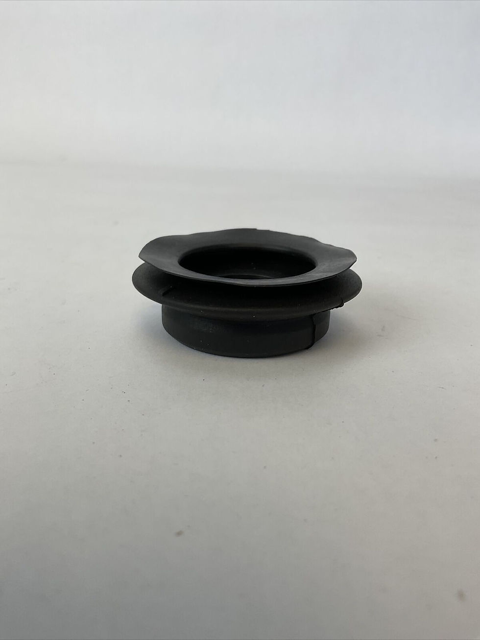 Thumbnail: VACMOTION PB50-NBR 50mm SHORT BELLOWS CUP NITRILE (LOT OF 8)