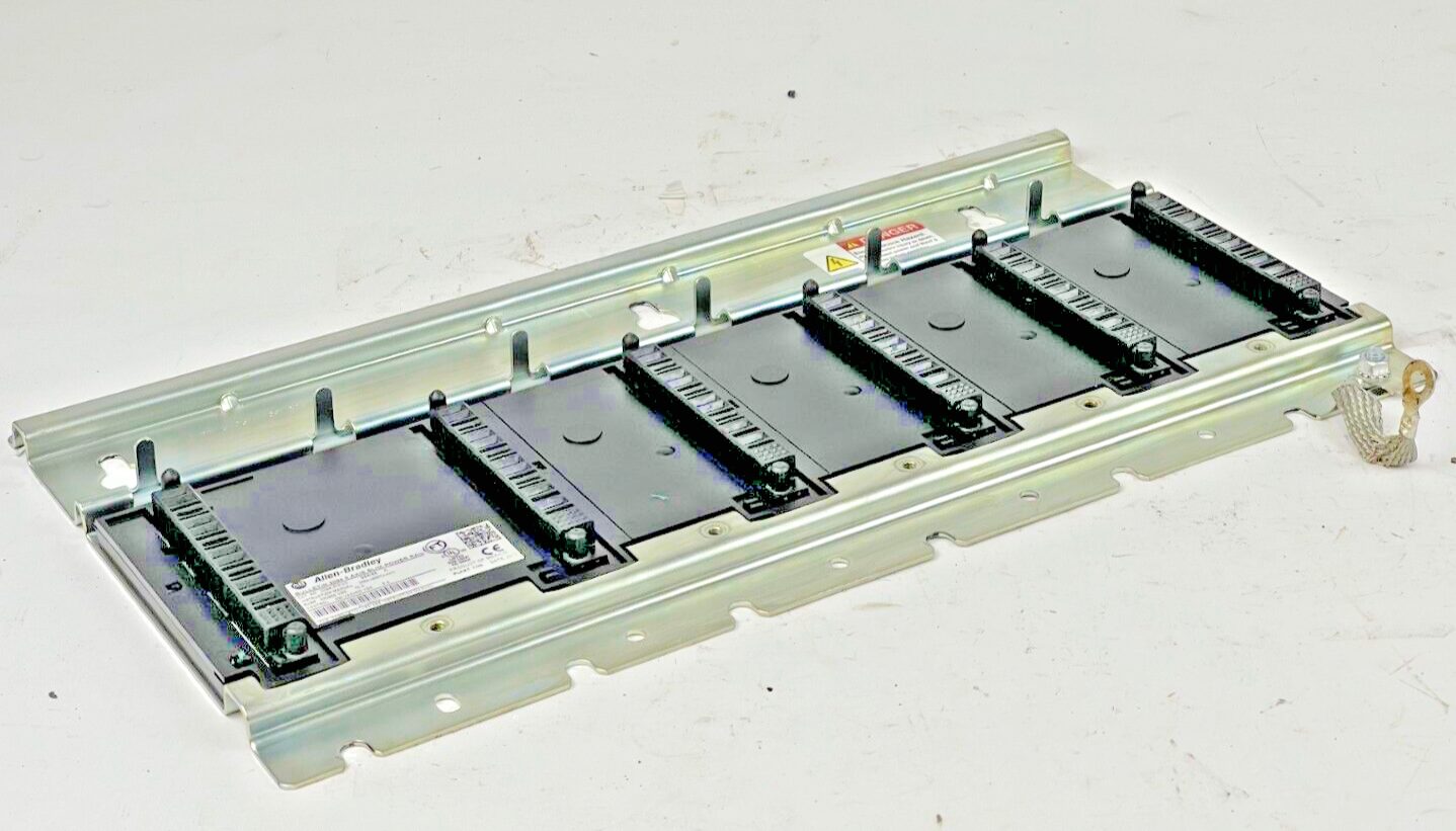 ALLEN BRADLEY - 2094-PRS5 SER. A - BULLETIN 2094 5 AXIS SLIM POWER RAIL