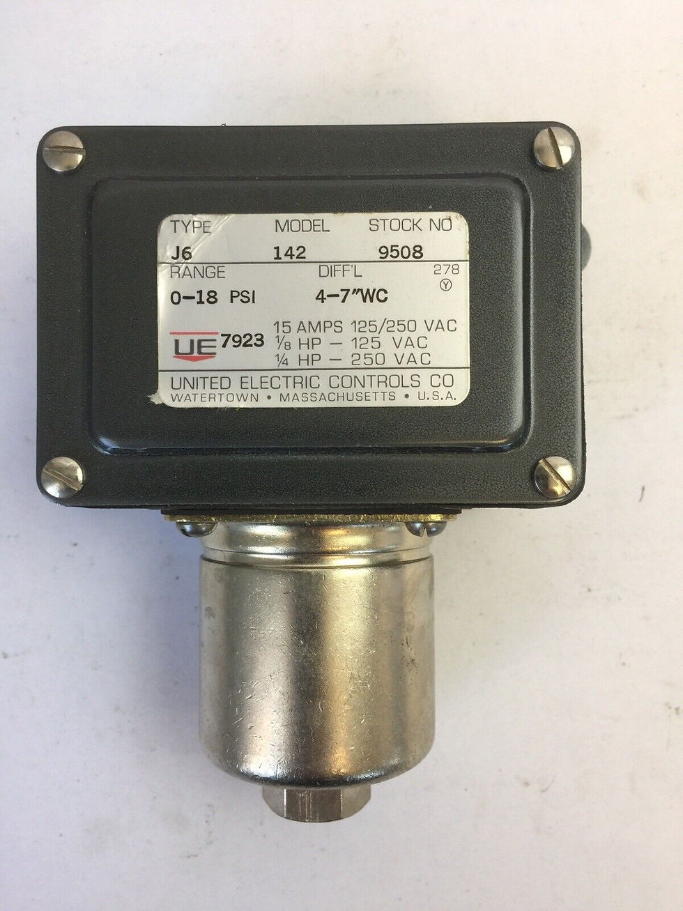 UNITED ELECTRIC J6 9508 142 PRESSURE SWITCH 15A 125/250VAC 1/8HP 125VAC 1/4HP