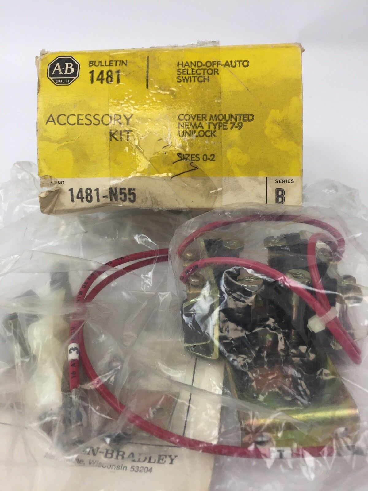 ALLEN BRADLEY 1481-N55 ACCESSORY KIT HAND-OFF-AUTO SELECTOR SWITCH