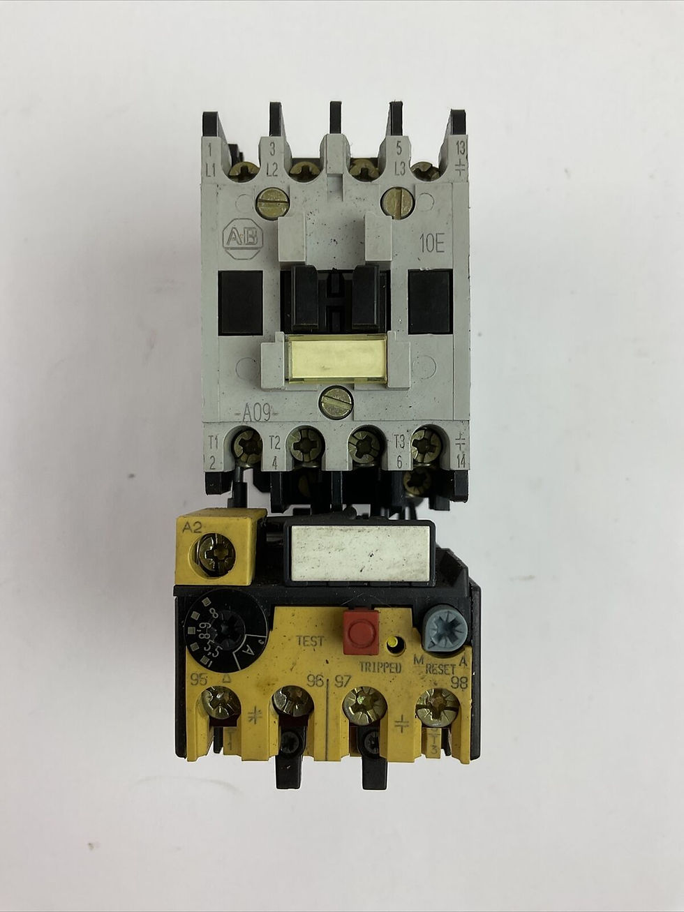 ALLEN BRADLEY 100-A09ND3 STARTER SER B 600VAC 7-1/2HP COIL 120V 60HZ 193-BSB 80