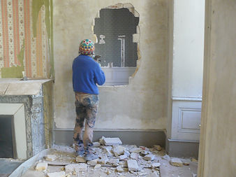 therèse_ouvre_une_fenêtre.JPG