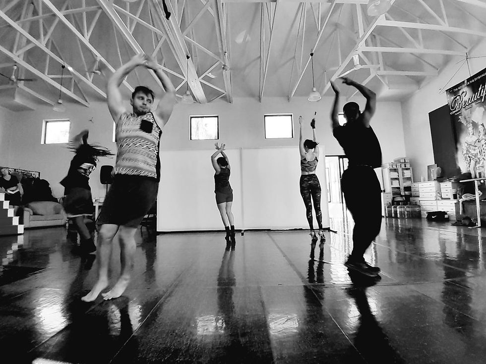 e8f1286b-bfa7-4b8d-8a1b-230573e19651