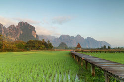 Vang-Vieng-1