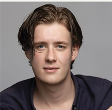 Oliver Ryan Headshot.jpg