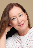 Bernadette Ryan headshot 1.jpg