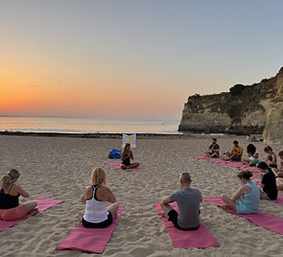 el-sol-lifestyle-beach-yoga-sup-7365897.jpg