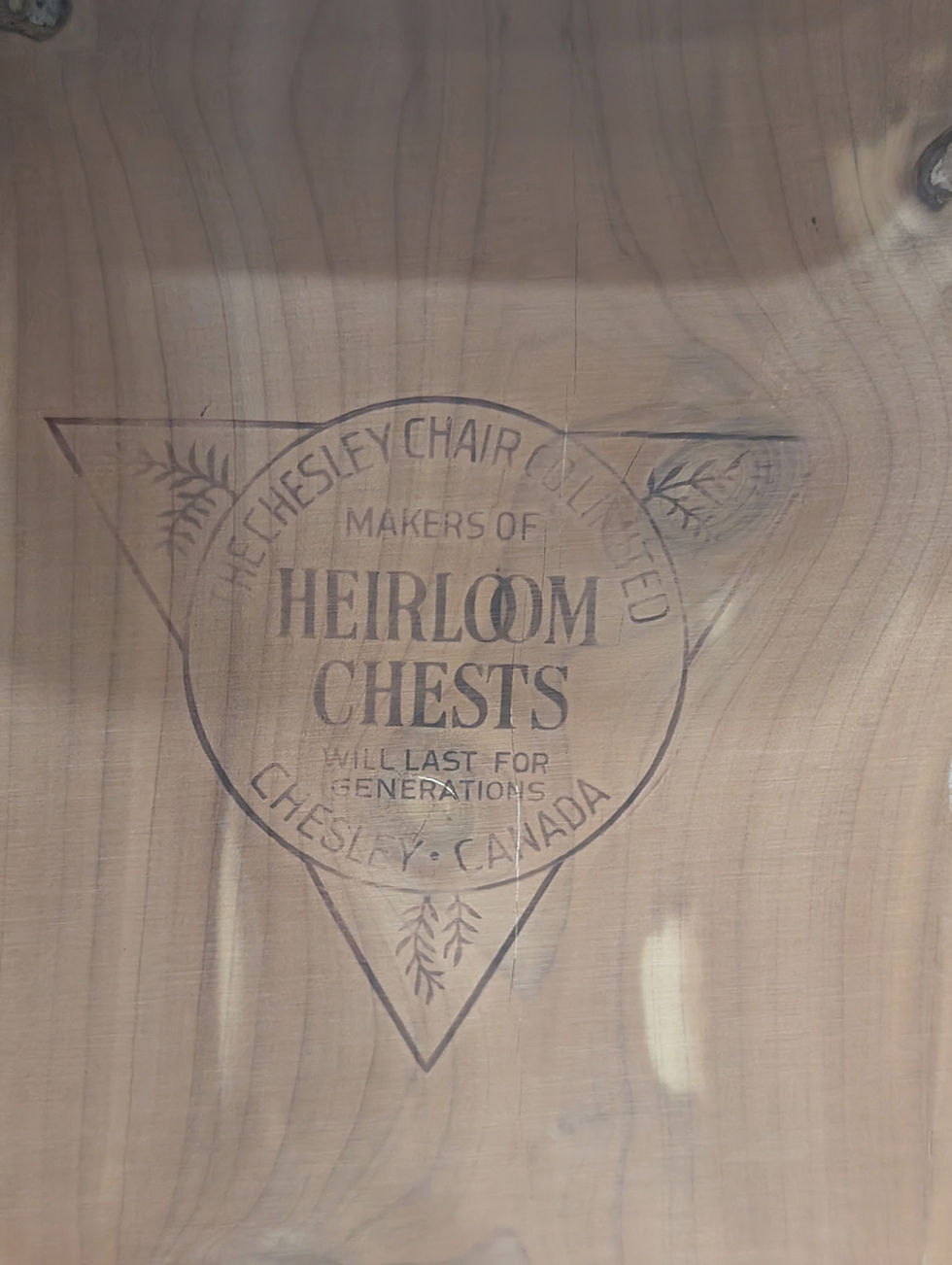 Miniatura: Heirloom Cedar Chest With Storage Drawer 