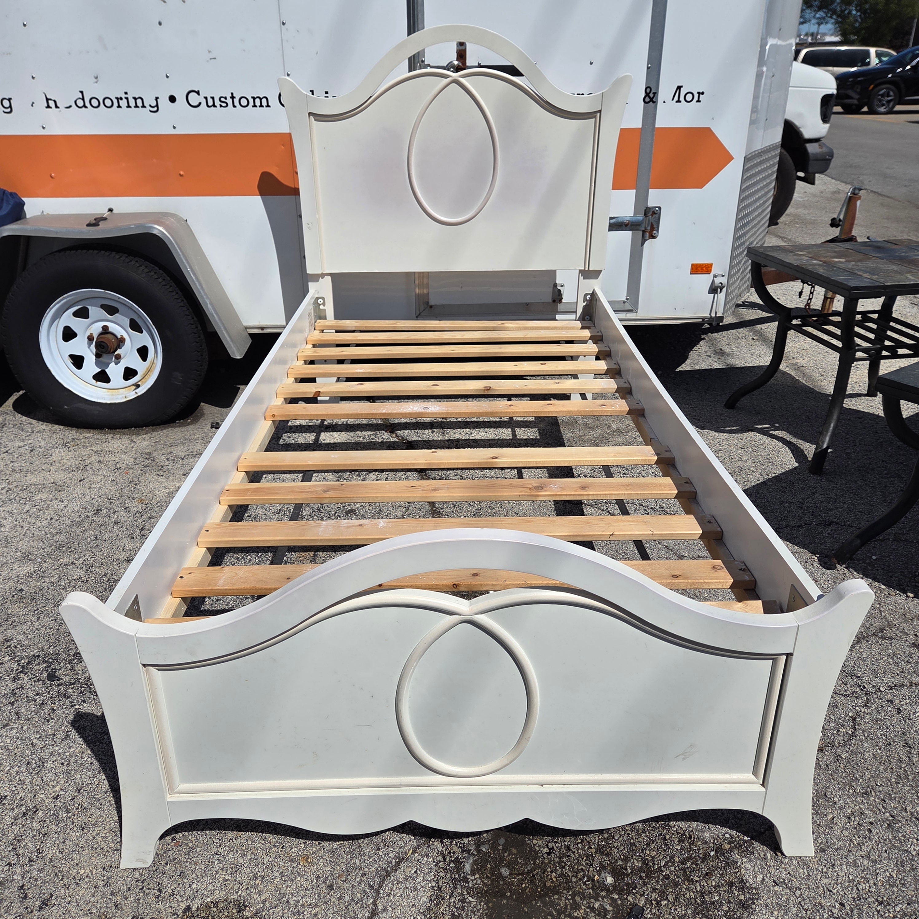 White Twin Size Princess Style Platform Bed 