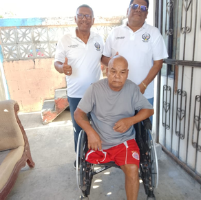 "Entrega De Silla De Ruedas"