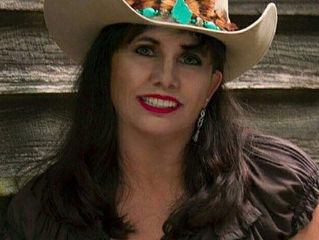 Tamanie Dove, Mother of Singer-Songwriters