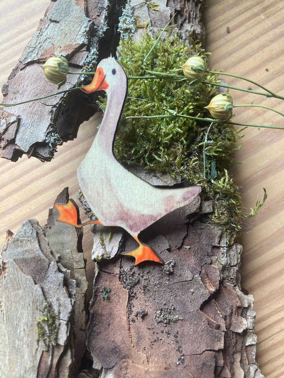 Miniaturbild: Gänse Ohrringe Gans Anstecker Pin aus Holz Silly goose