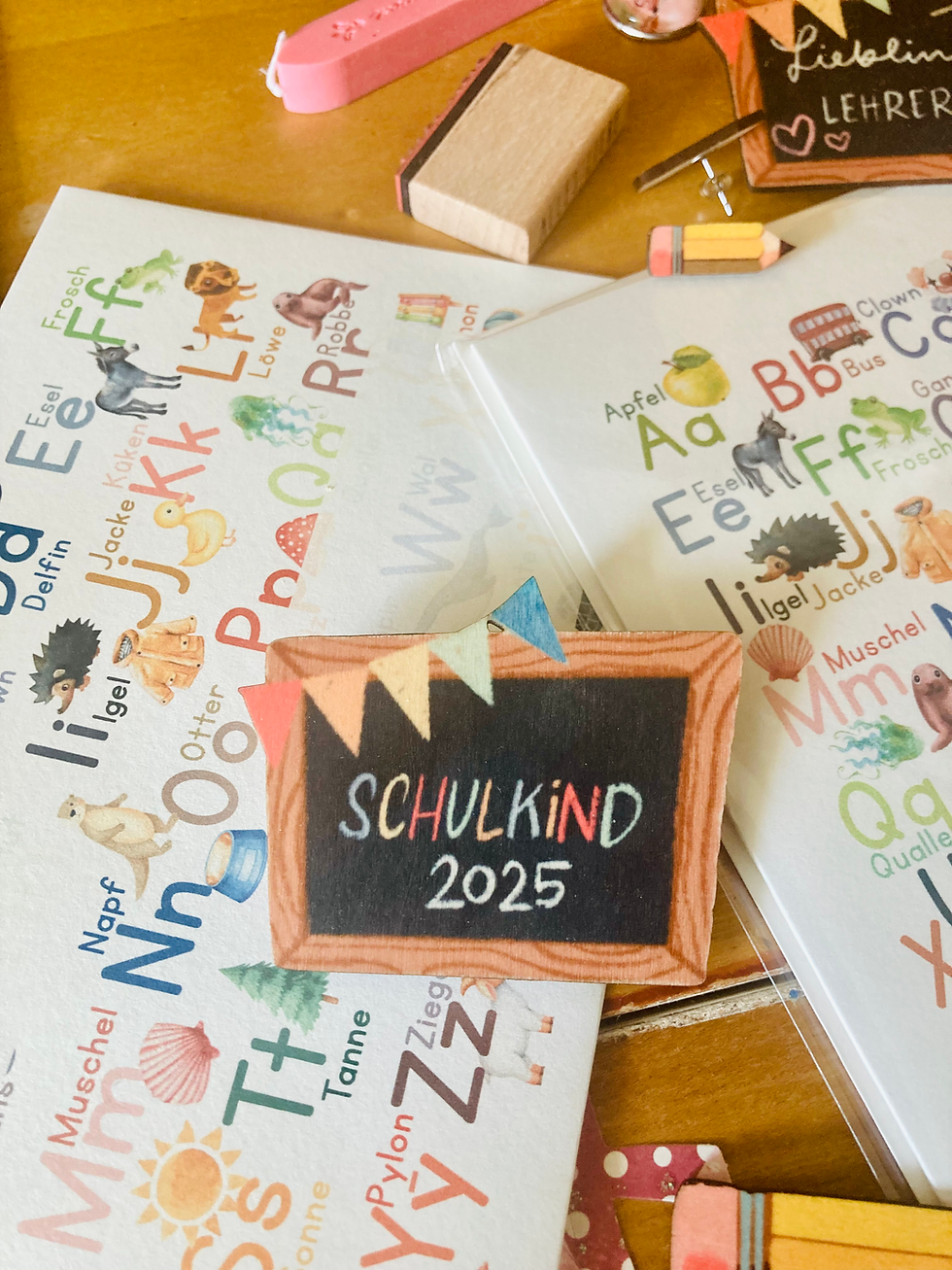Miniaturbild: Schulkind Grußkarte zur Einschulung buntes ABC mit Umschlag