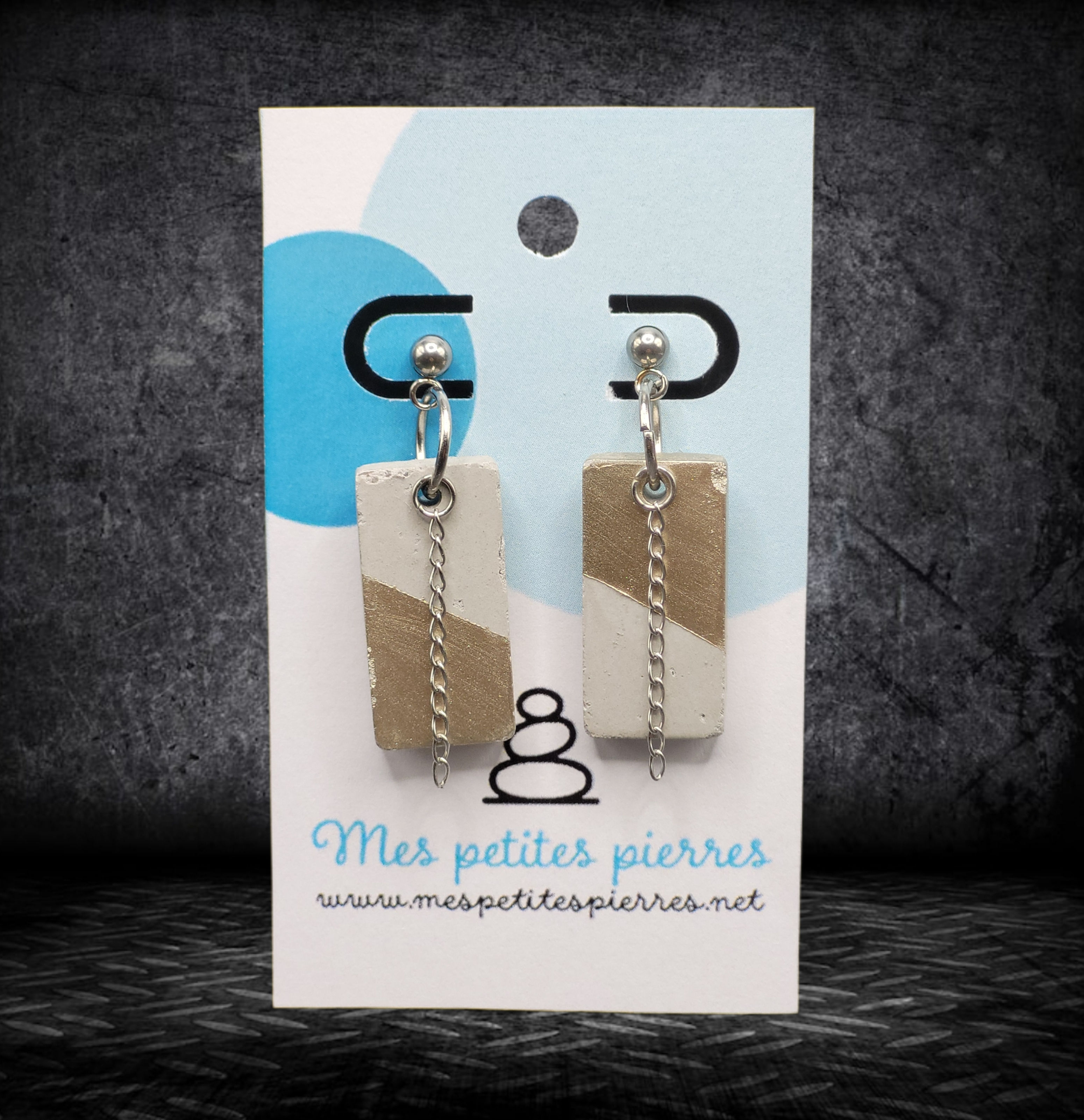 Boucles d'oreilles en béton