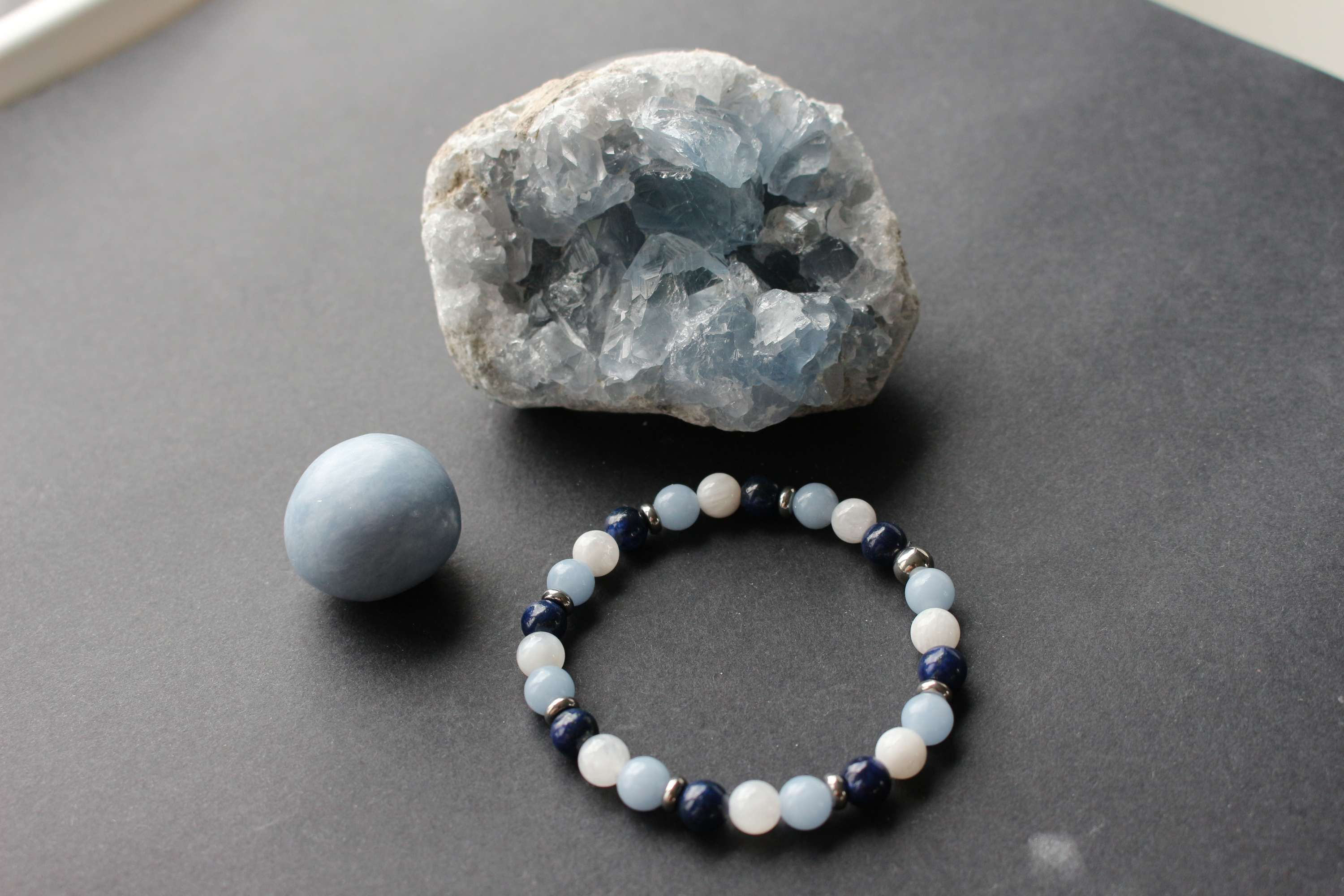 Bracelet en célestine, lapis-lazuli et pierre de Lune