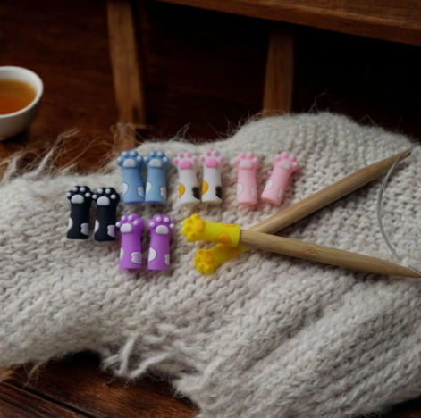 Thumbnail: Kitty Paws Needle Point Protectors