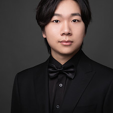 Zhaolin Fei (group2).jpg