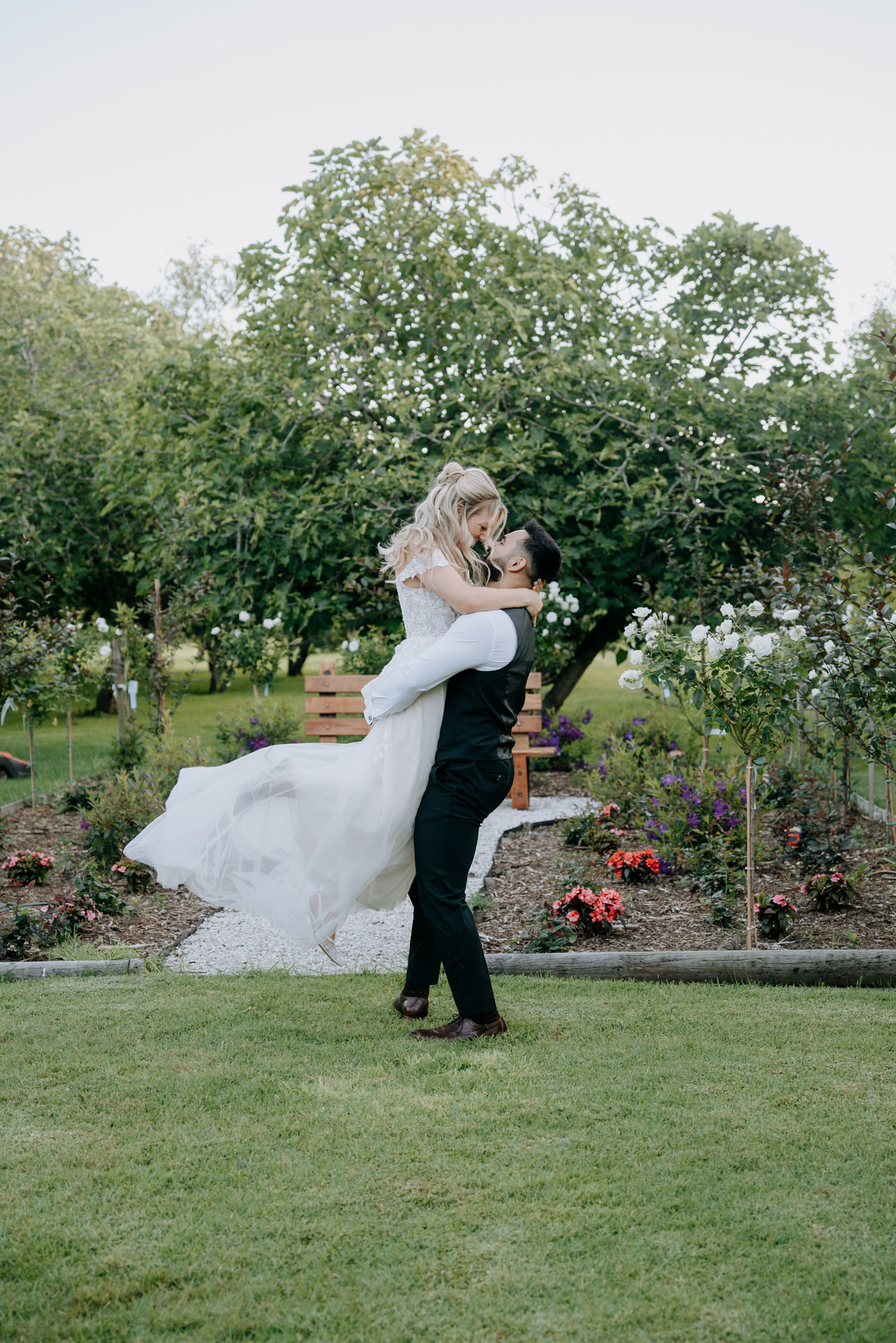 A candid moment from Previn and Nicola’s Markovina Estate wedding (155 of 213)