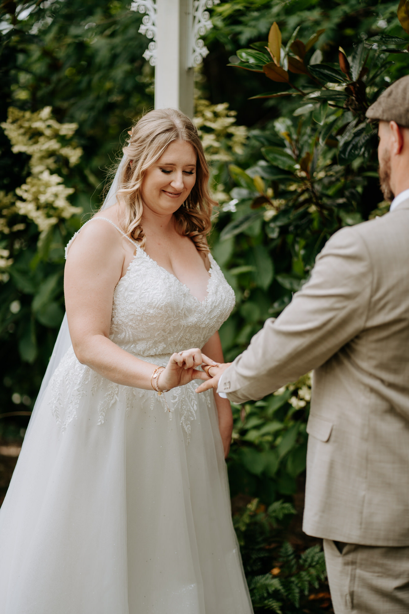 Lisa and Dean Dellrian Gardens wedding photography (37 of 96)