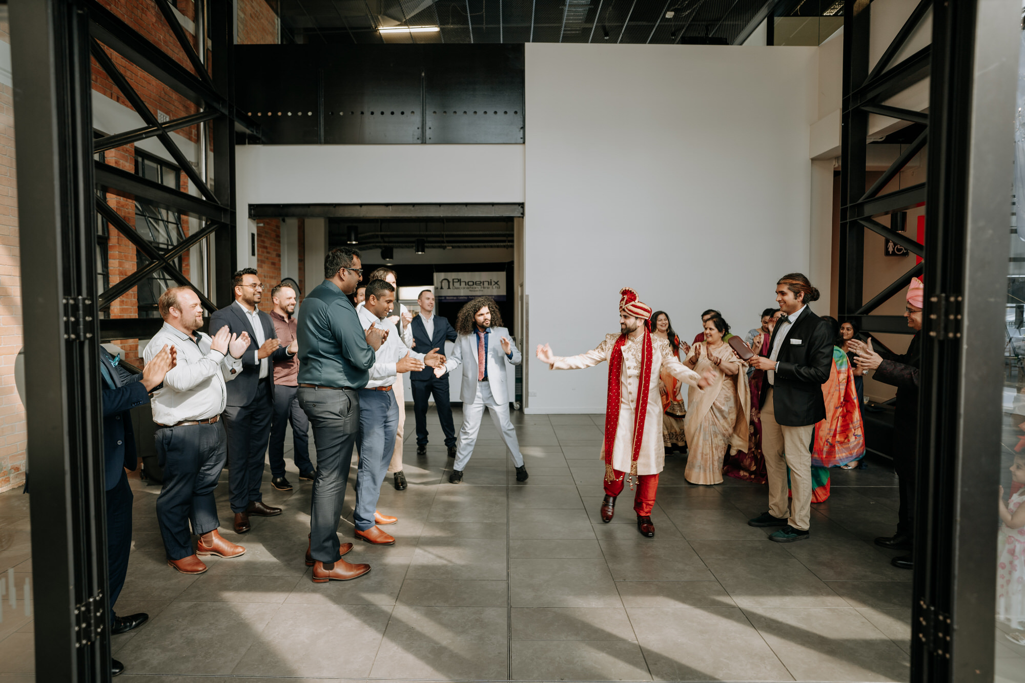A candid moment from Noelle and Nash’s Hamilton Gardens wedding (23 of 143)