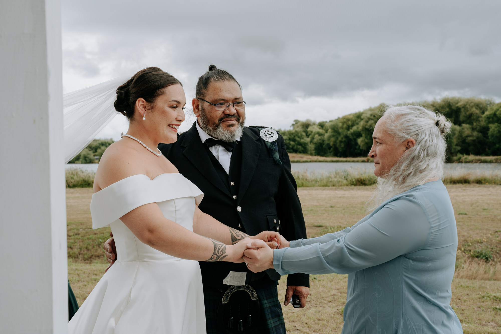 Jaiden and Tyrin Back Paddocks Lakes wedding photography (21 of 110)