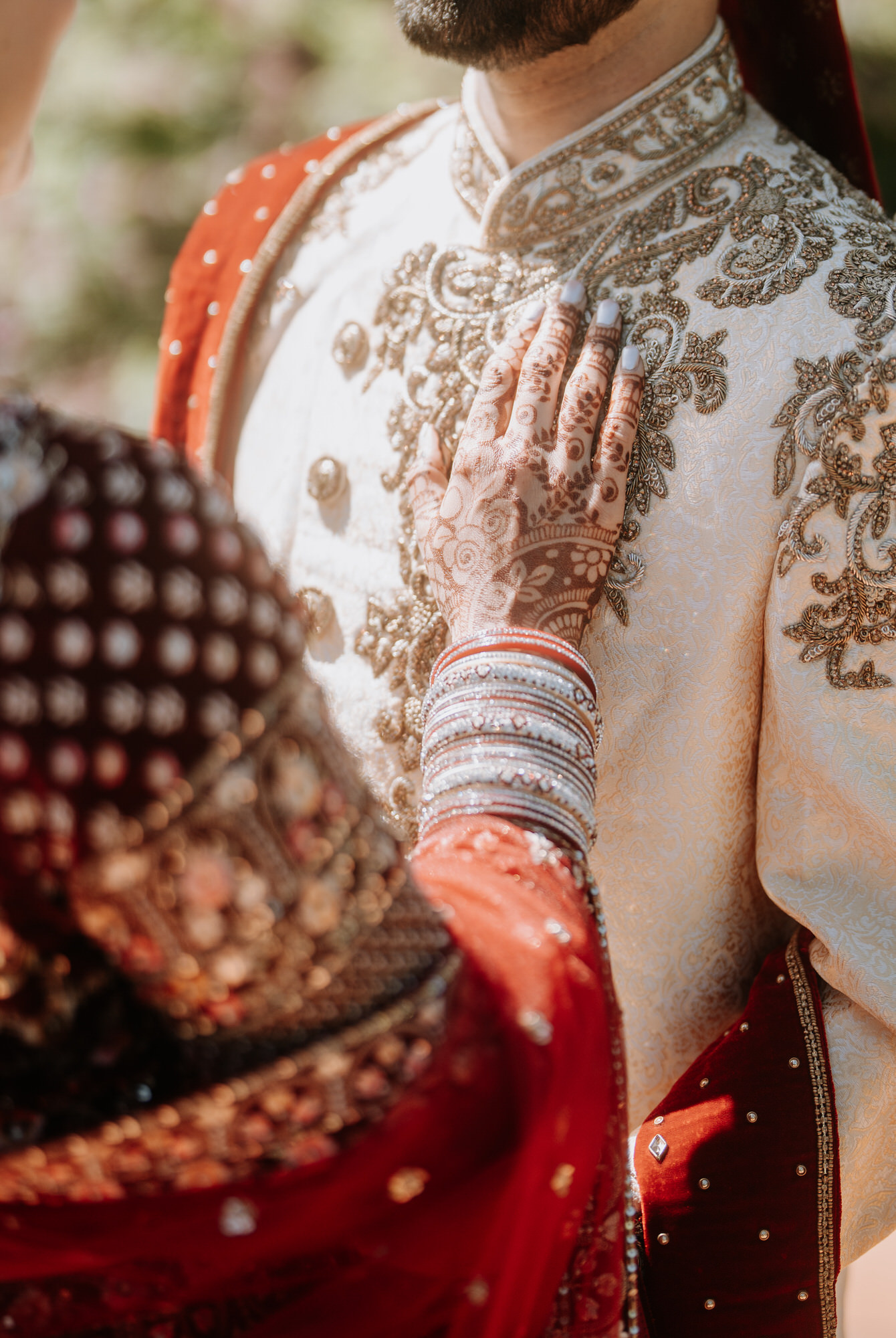 A candid moment from Noelle and Nash’s Hamilton Gardens wedding (11 of 143)