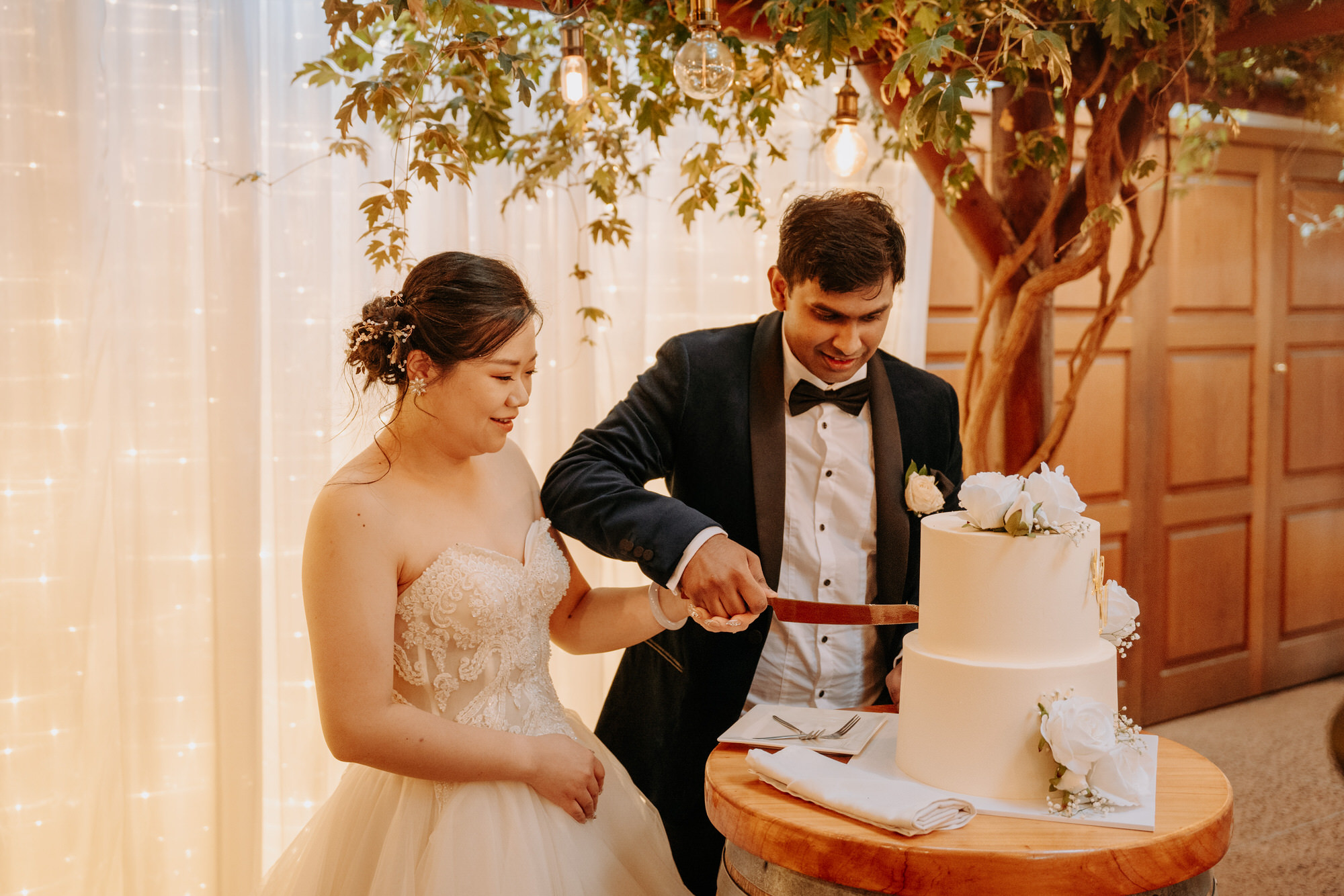 A candid moment from May and Azhar’s Markovina Estate wedding (71 of 113)