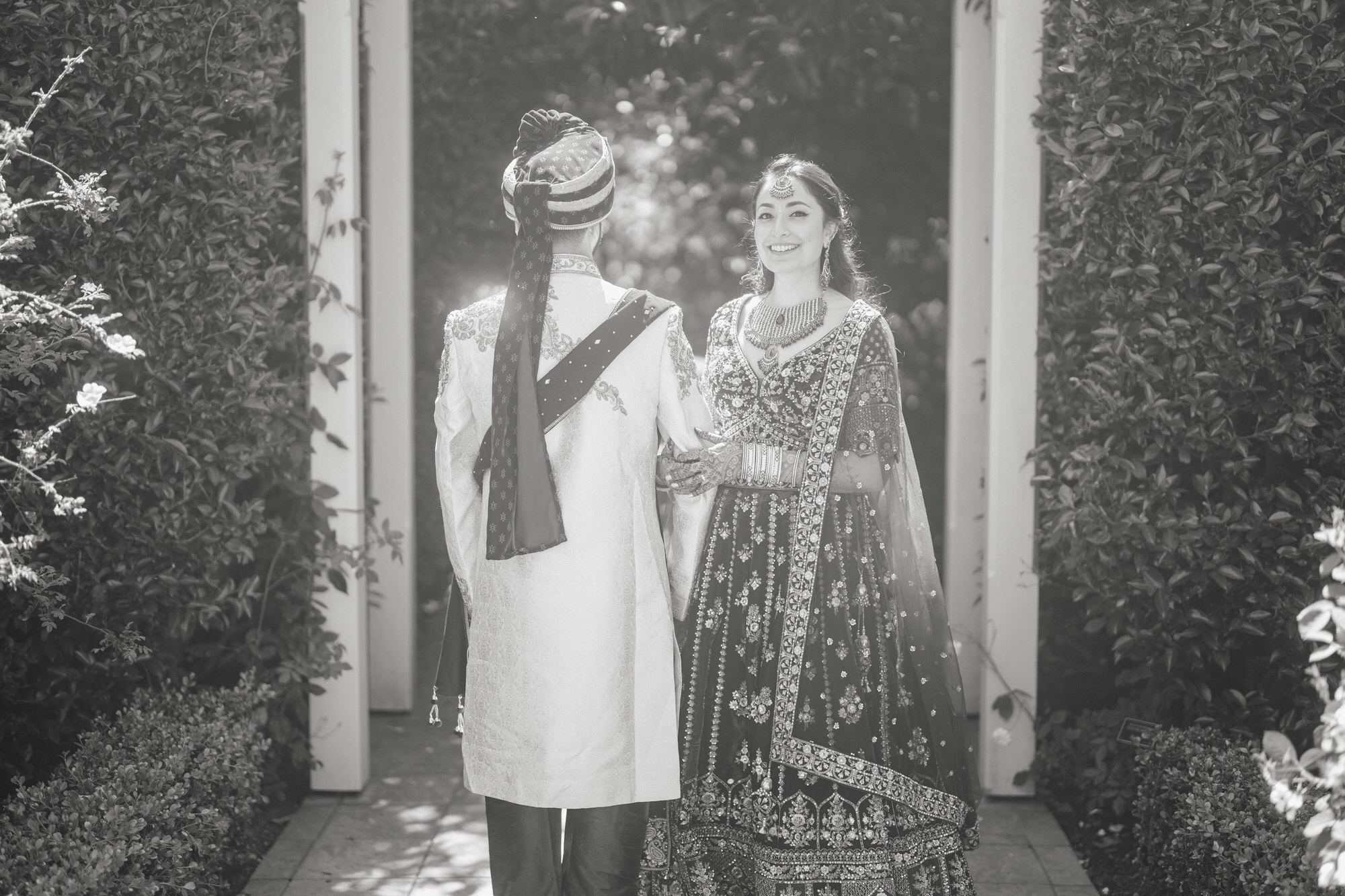 Noelle and Nash celebrating their wedding at Hamilton Gardens (8 of 143)