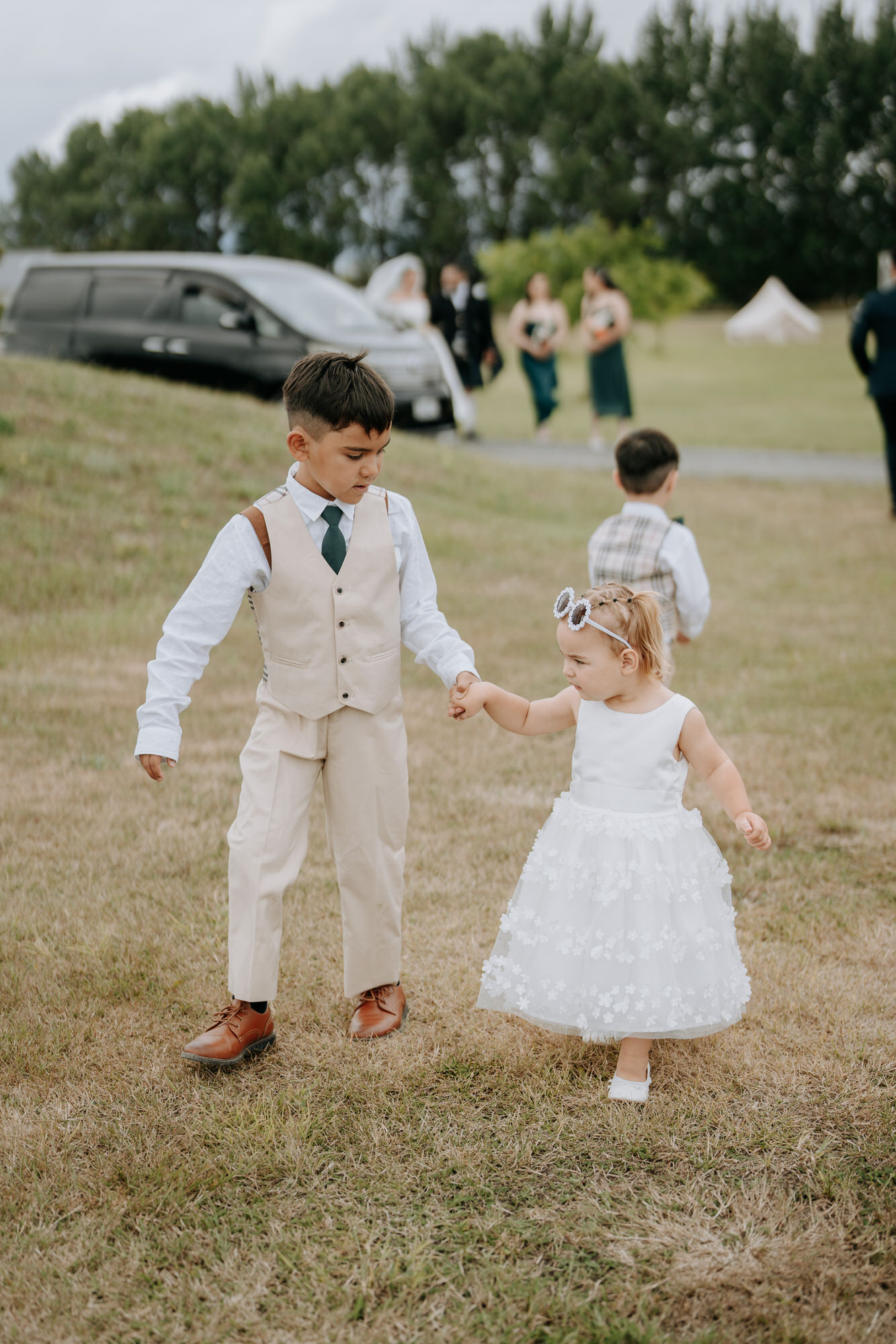 Jaiden and Tyrin Back Paddocks Lakes wedding photography (25 of 110)