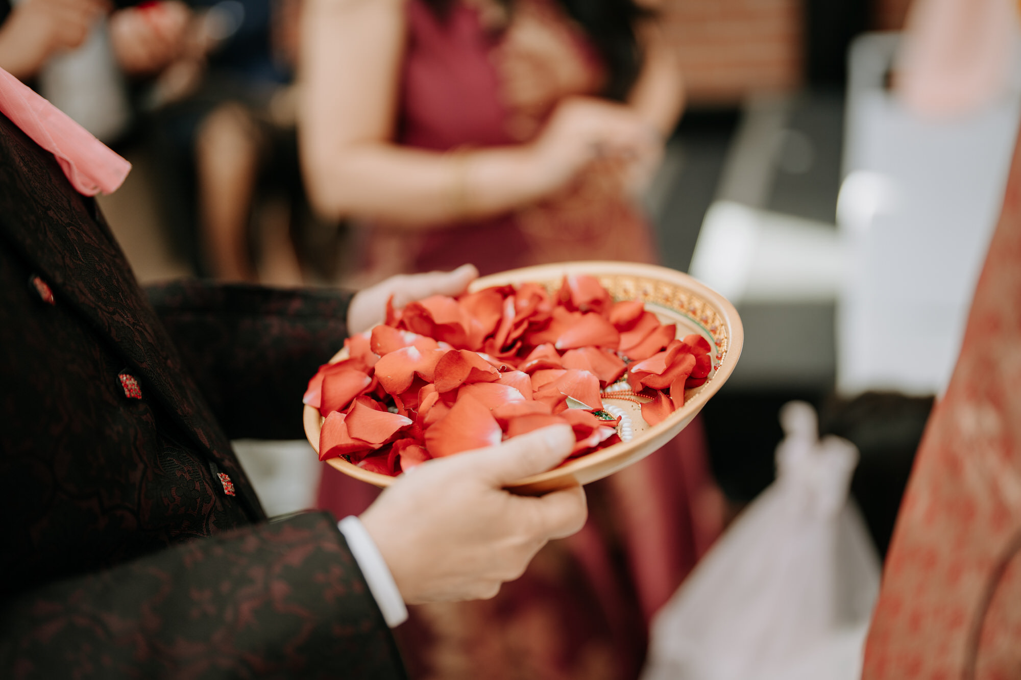 A candid moment from Noelle and Nash’s Hamilton Gardens wedding (63 of 143)