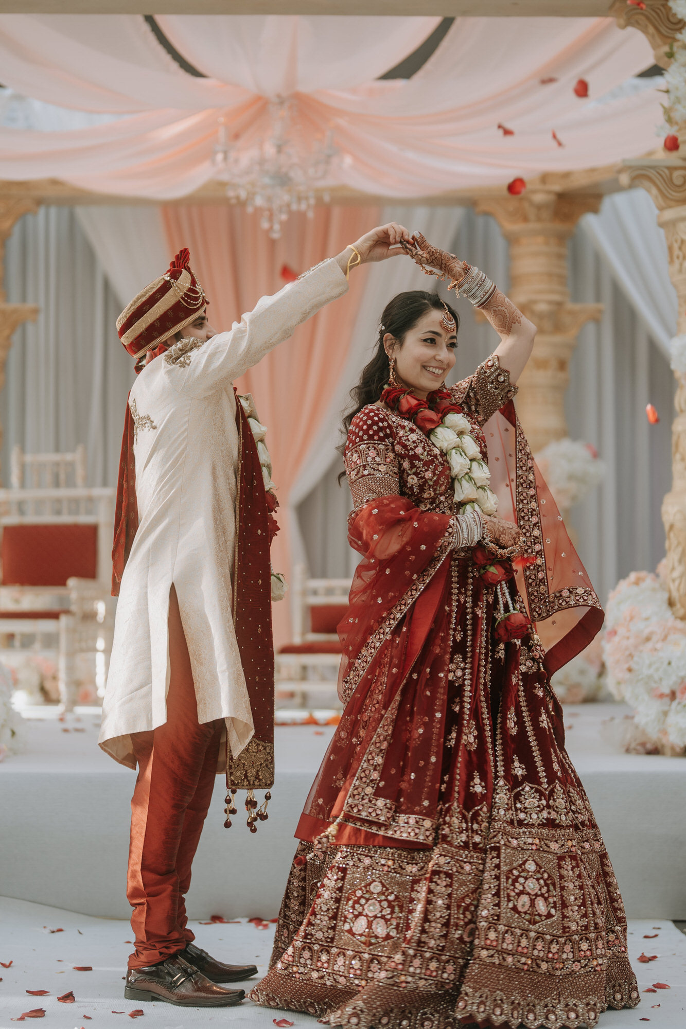 A candid moment from Noelle and Nash’s Hamilton Gardens wedding (87 of 143)