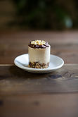 peanut buter chocolate mini vegan cheesecake