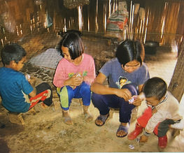 兒童嬉戲 1.jpg