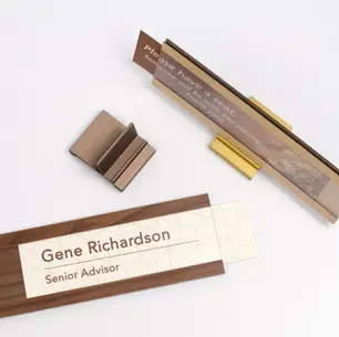 Workstation Nameplate by Takeform