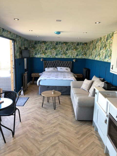 WhatsApp Image 2022-09-14 at 20.25.30 (1).jpeg