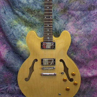 Epiphone Dot 2005 used electric guitars Fender Martin Taylor PRS Ithaca Guitar Works