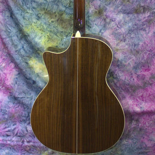 Eastman AC-422CE 2021 used acoustic guitars Gibson Fender Martin Taylor PRS Ithaca Guitar Works