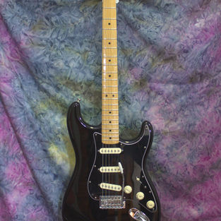 Fender standard Stratocaster 2010 used electric guitars Gibson Fender Martin Taylor PRS