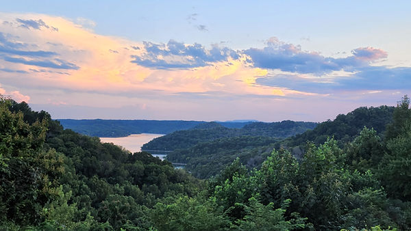 Leeric Lodge, 2026 Bride, wedding Venue, nashville wedding venue, tennessee wedding venue, wedding venue with overnight lodging, bridal parlor, hair and make up, bridal party sleeping arrangements, romantic places to stay, wedding venues near me, cookeville wedding venue, brentwood wedding venue, franklin wedding venue, chattanooga wedding venue, knoxville wedding venue, smoky mountain wedding venue 