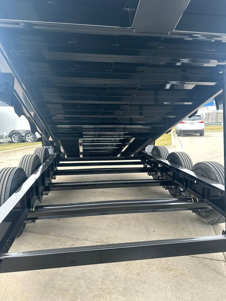 Thumbnail: 2025 Diamond C 7x16 Tripple Axle Dump Trailer