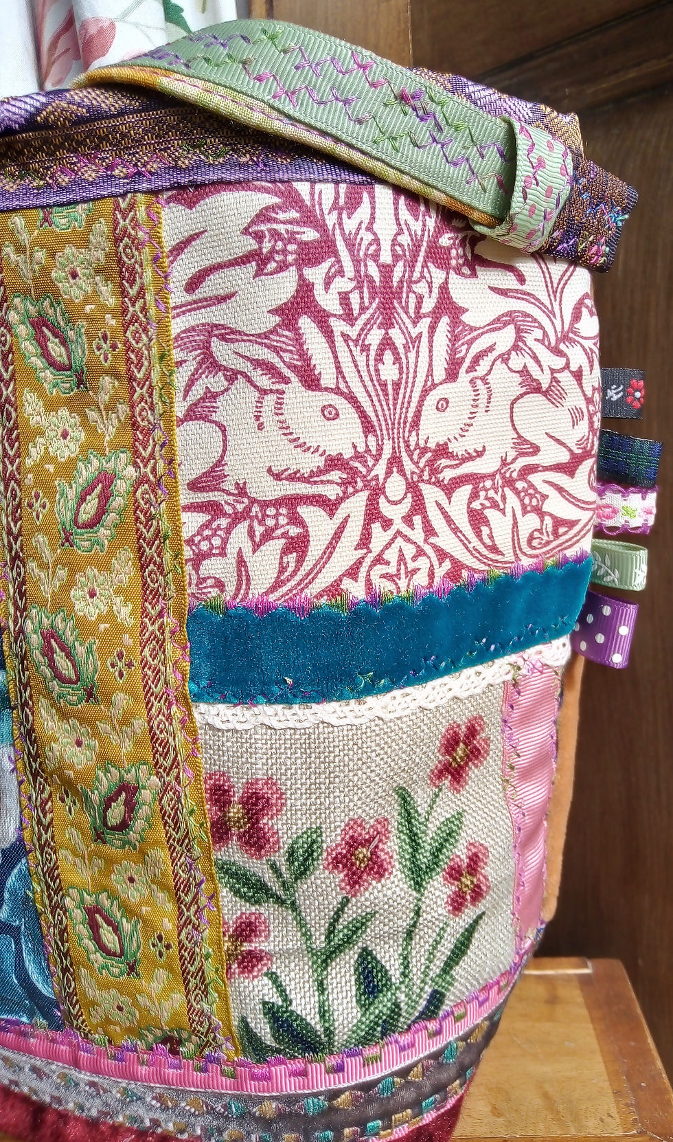 Thumbnail: Bird and Hare Hand Bag, William Morris, Vintage Style, Arts and Crafts Bag