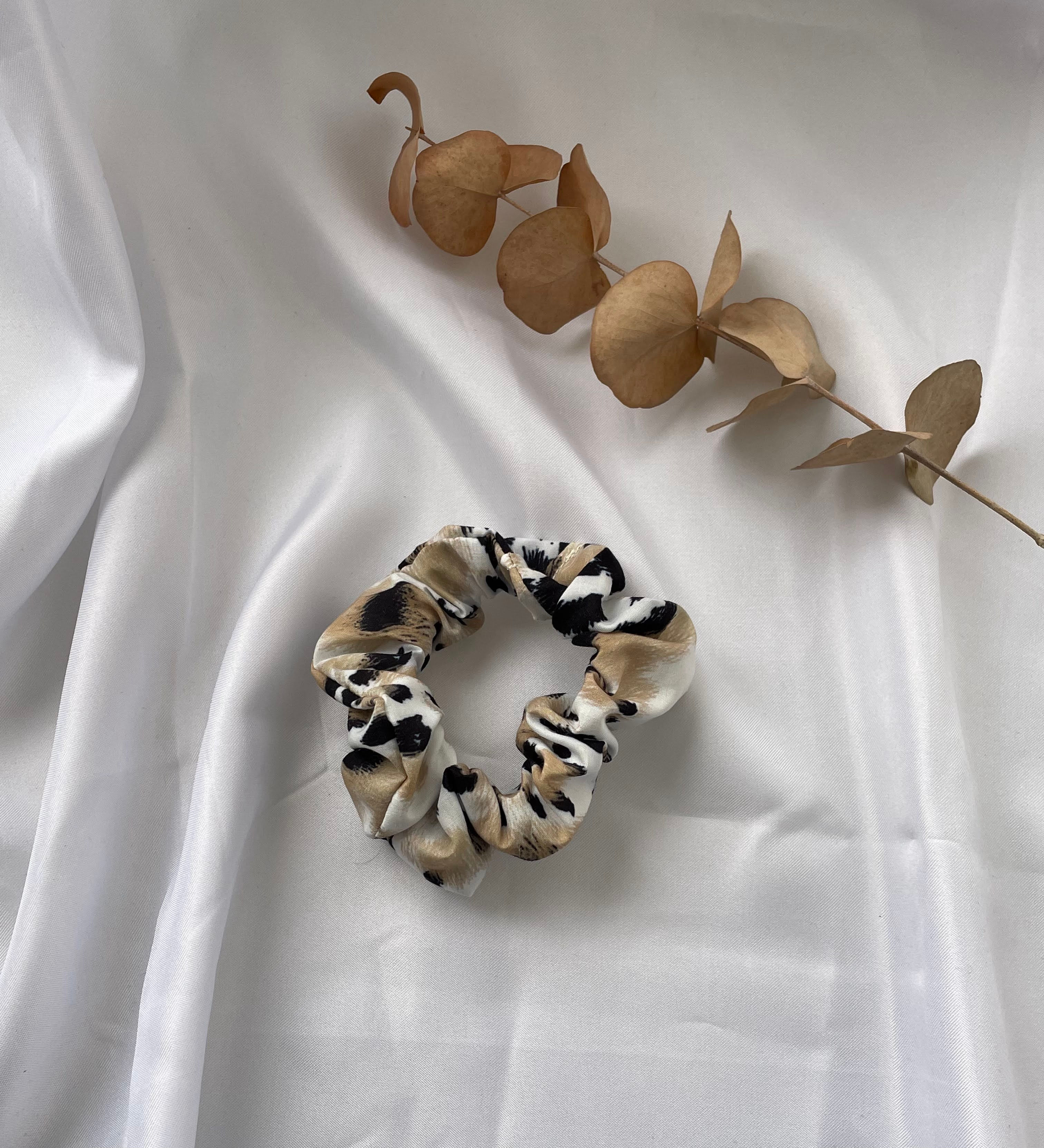 גומיית סקראנצ'י מנומר