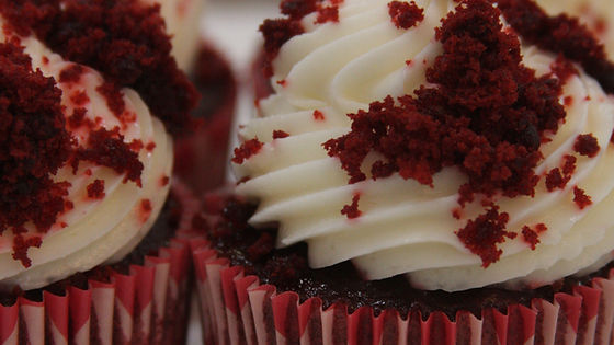 12 cupcakes