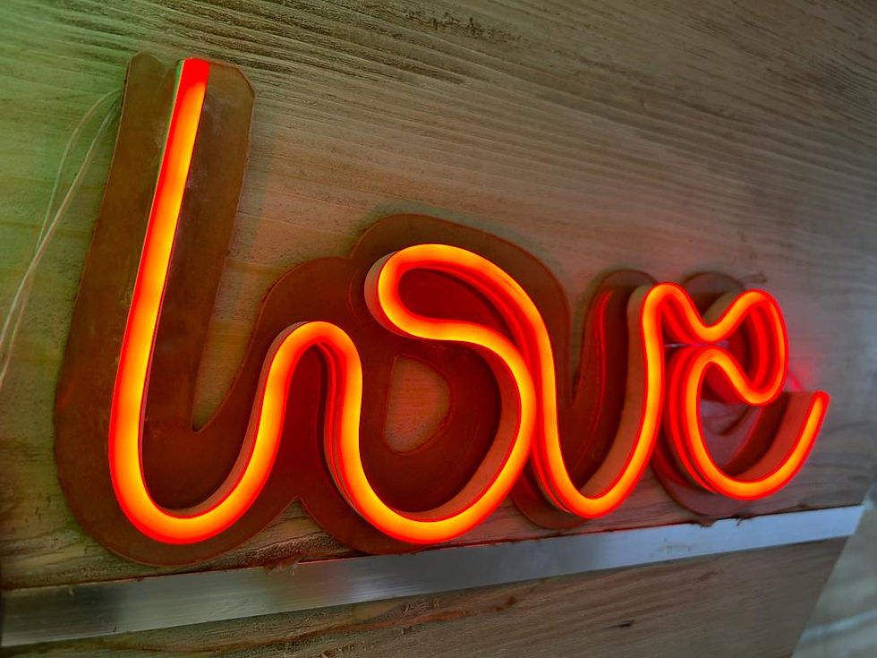 Thumbnail: Love Neon Sign