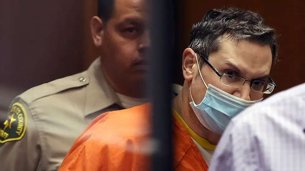 Суд в Лос-Анджелесе приговорил лжепродюсера к 146 годам за убийства и изнасилования