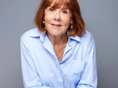 Массовые изнасилования и суд на виновными: мемуары Жизель Пелико вышли на 22 языках